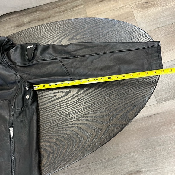 Leather jkt, classic styling - Picture 11 of 14